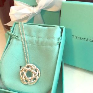 Rare Tiffany & Co. Love Knot Weave necklace